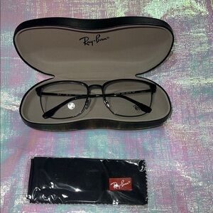 Ray-Ban Black Rectangular Glasses (Demo) 151.